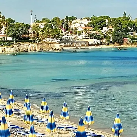 A Due Passi Dal Mare דירה פונטנה ביאנקה